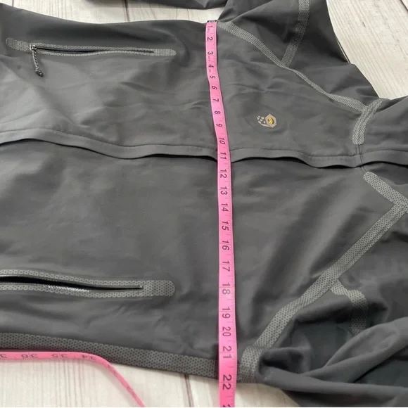 Mountain Hardwear Conduit Softshell Jacket Full Zip
Grey Womens Size 10 - Picture 12 of 12